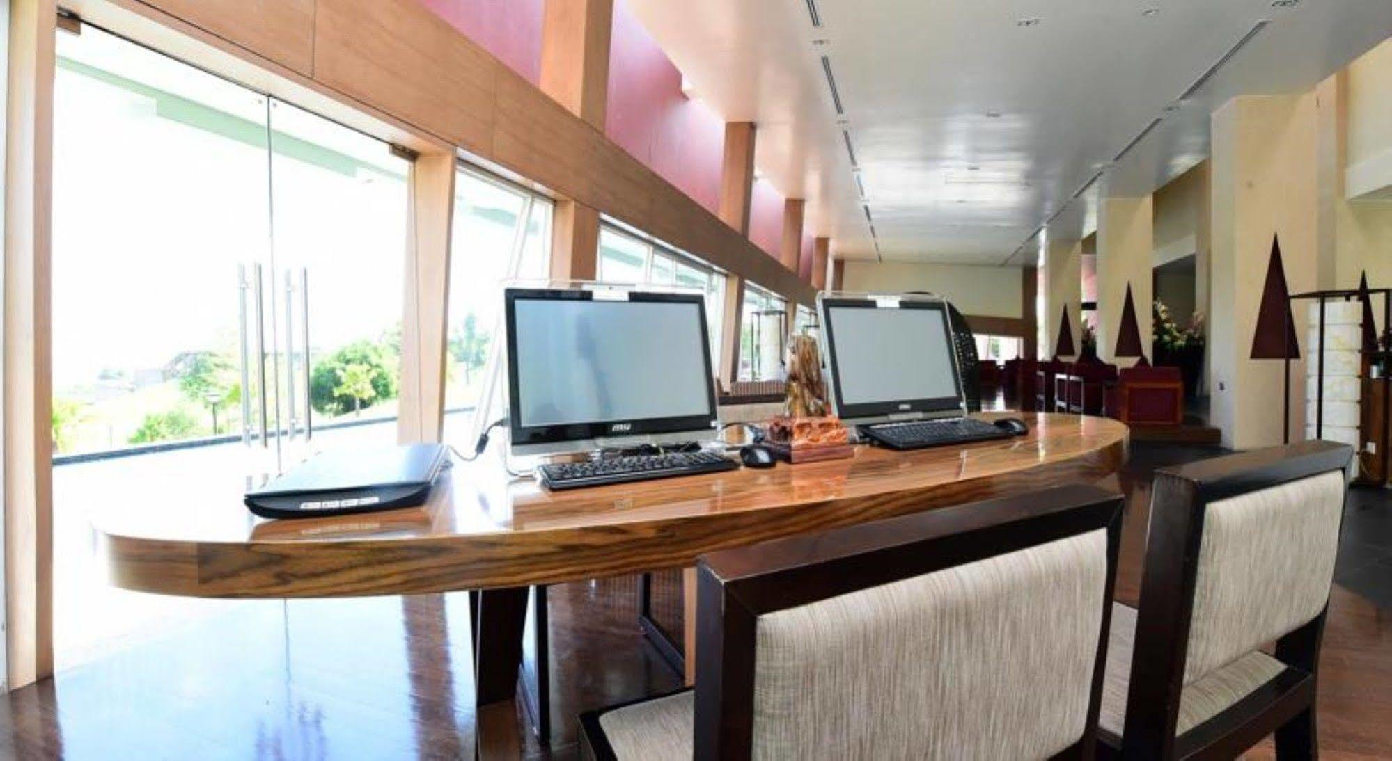 The Thingaha Nay Pyi Taw 5*